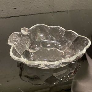 Vintage Clear Glass Grape Cluster Candy Jewelry Trinket BonBon Dish Bowl 6" x 4"